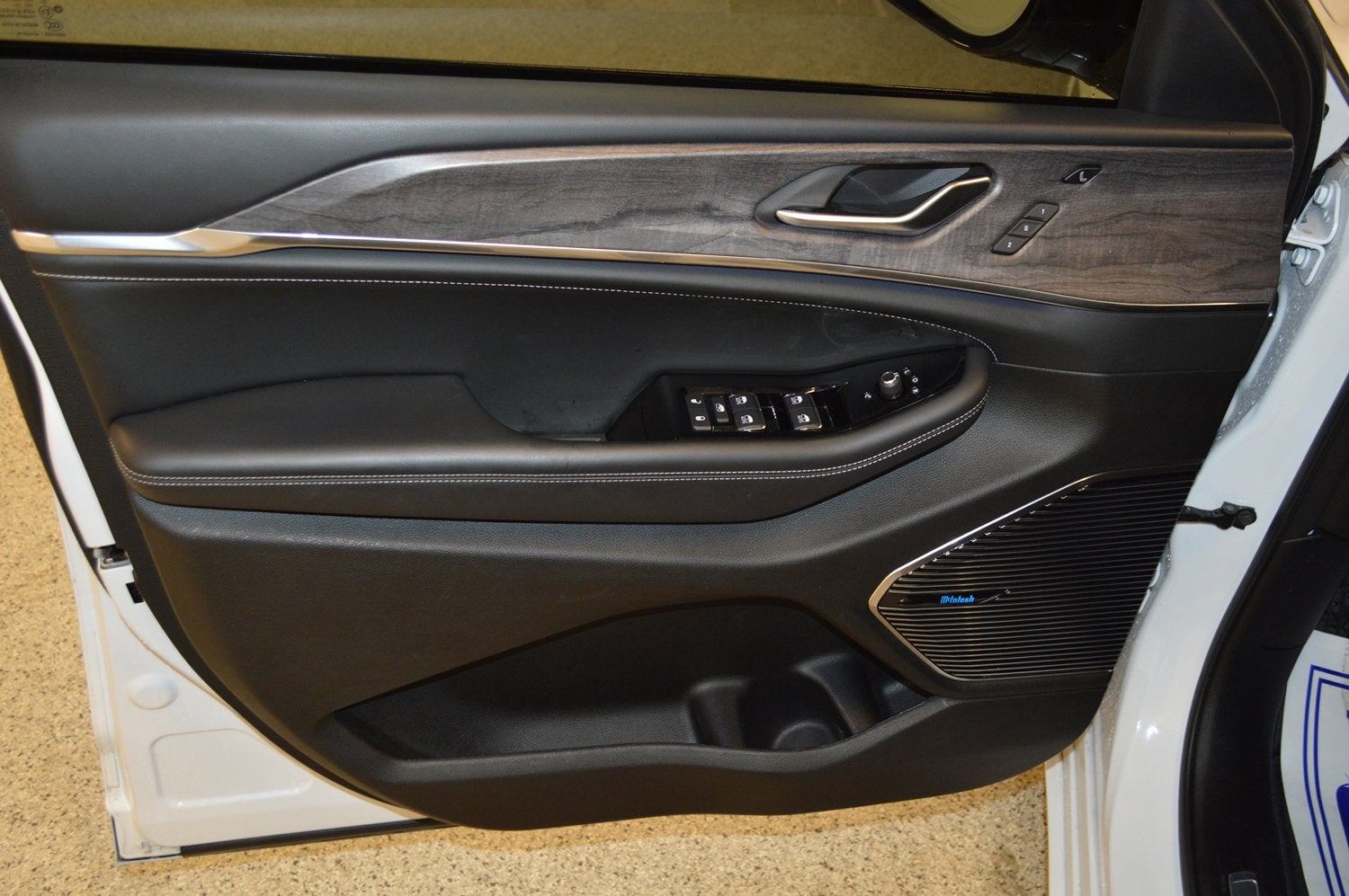 2023 Jeep Grand Cherokee 4xe Overland