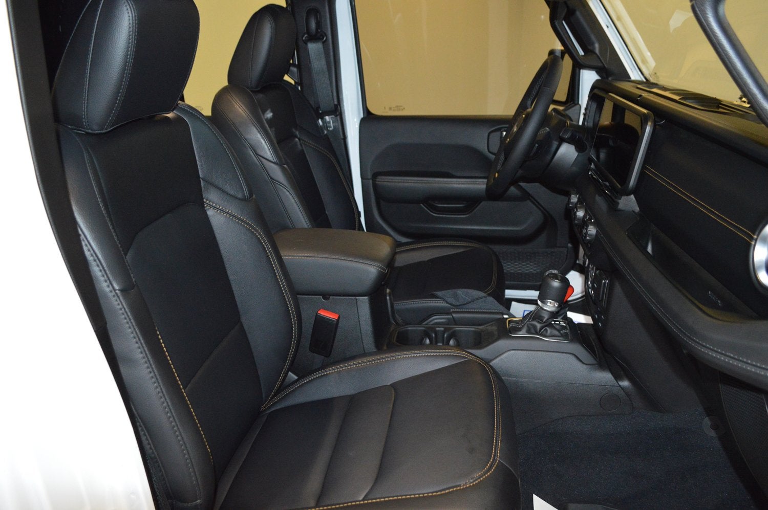 2025 Jeep Gladiator High Tide