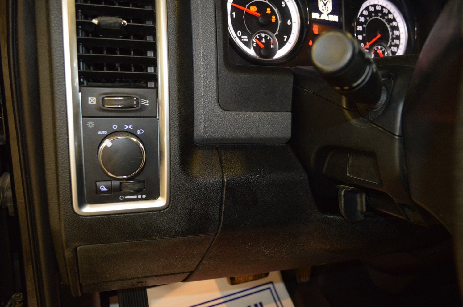 2020 RAM 1500 Classic SLT