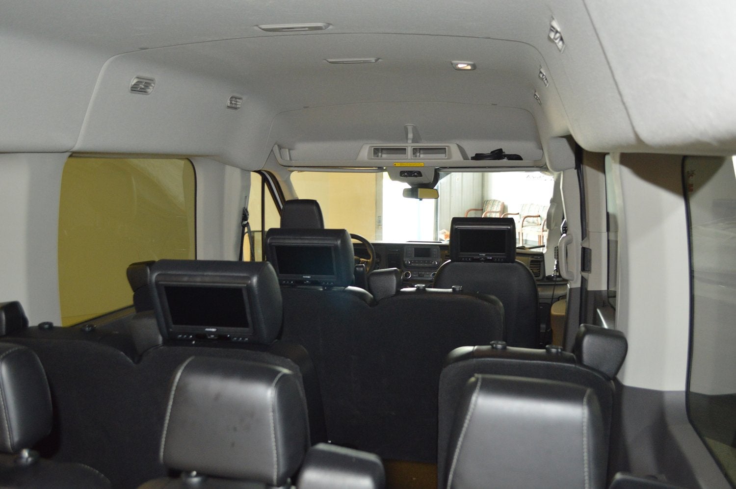 2025 Ford Transit Passenger Wagon XL