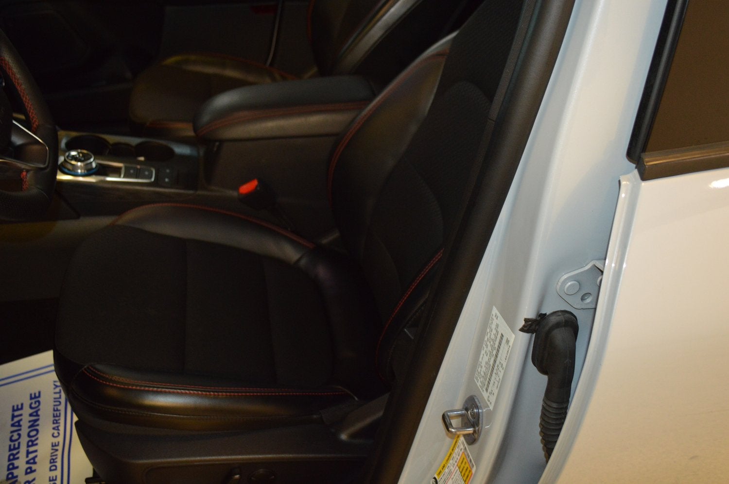 2025 Ford Escape ST-Line Select