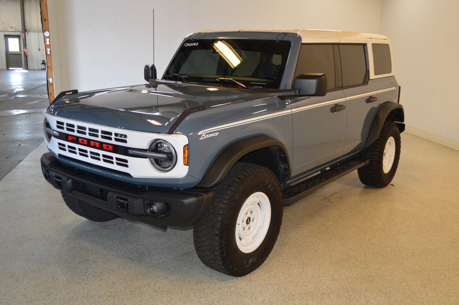 2024 Ford Bronco Heritage Edition
