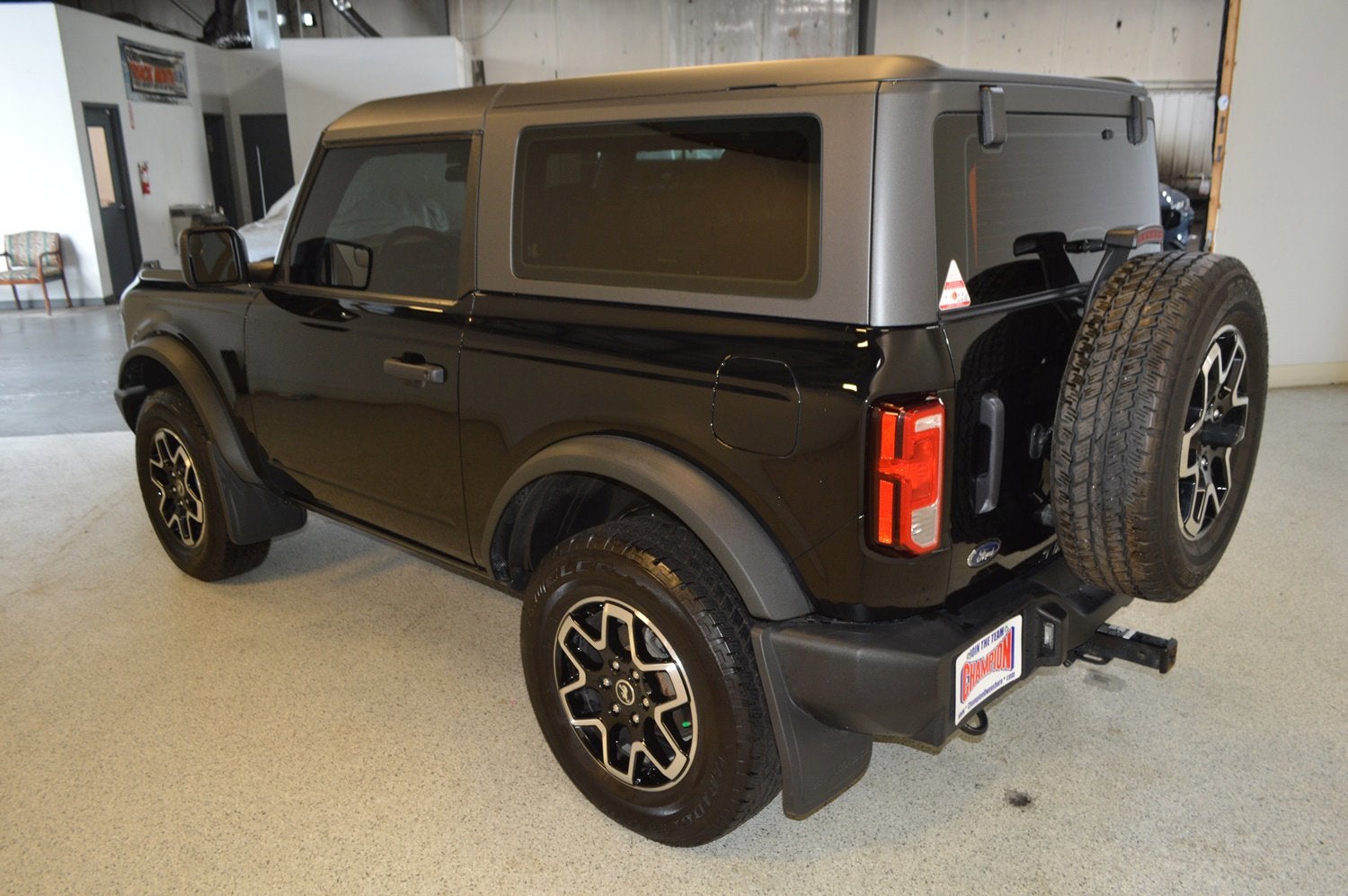 2023 Ford Bronco Base