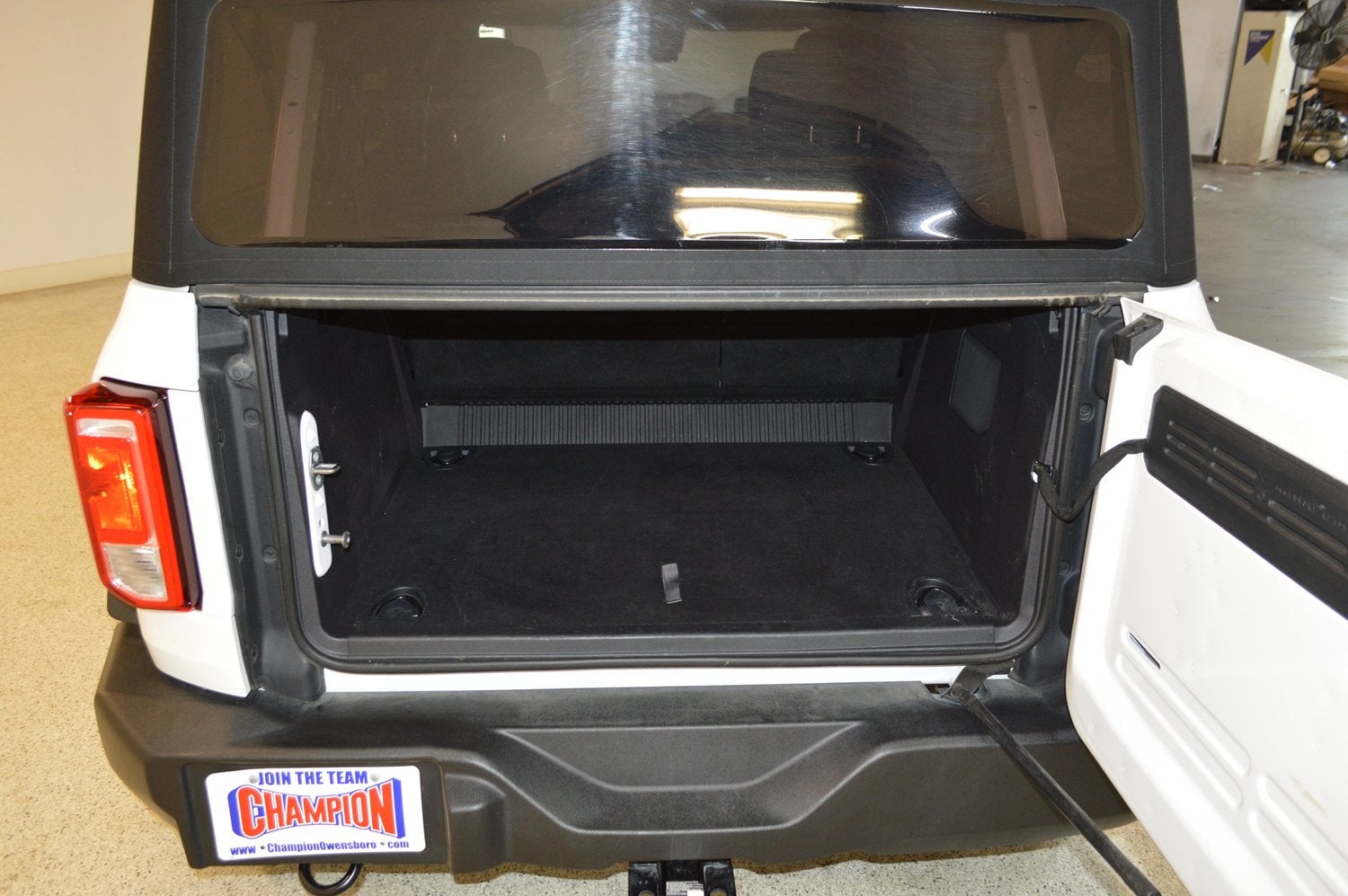 2023 Ford Bronco Base