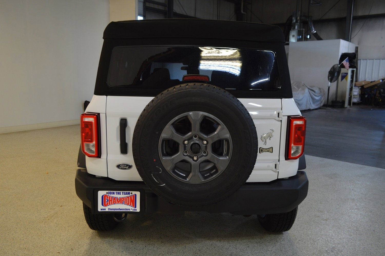 2025 Ford Bronco Base