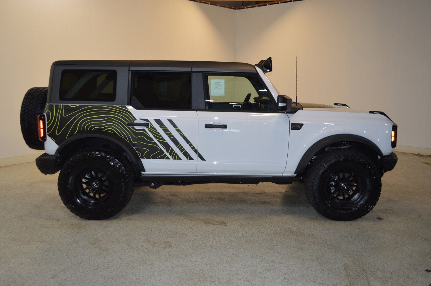 2025 Ford Bronco RTR Badlands