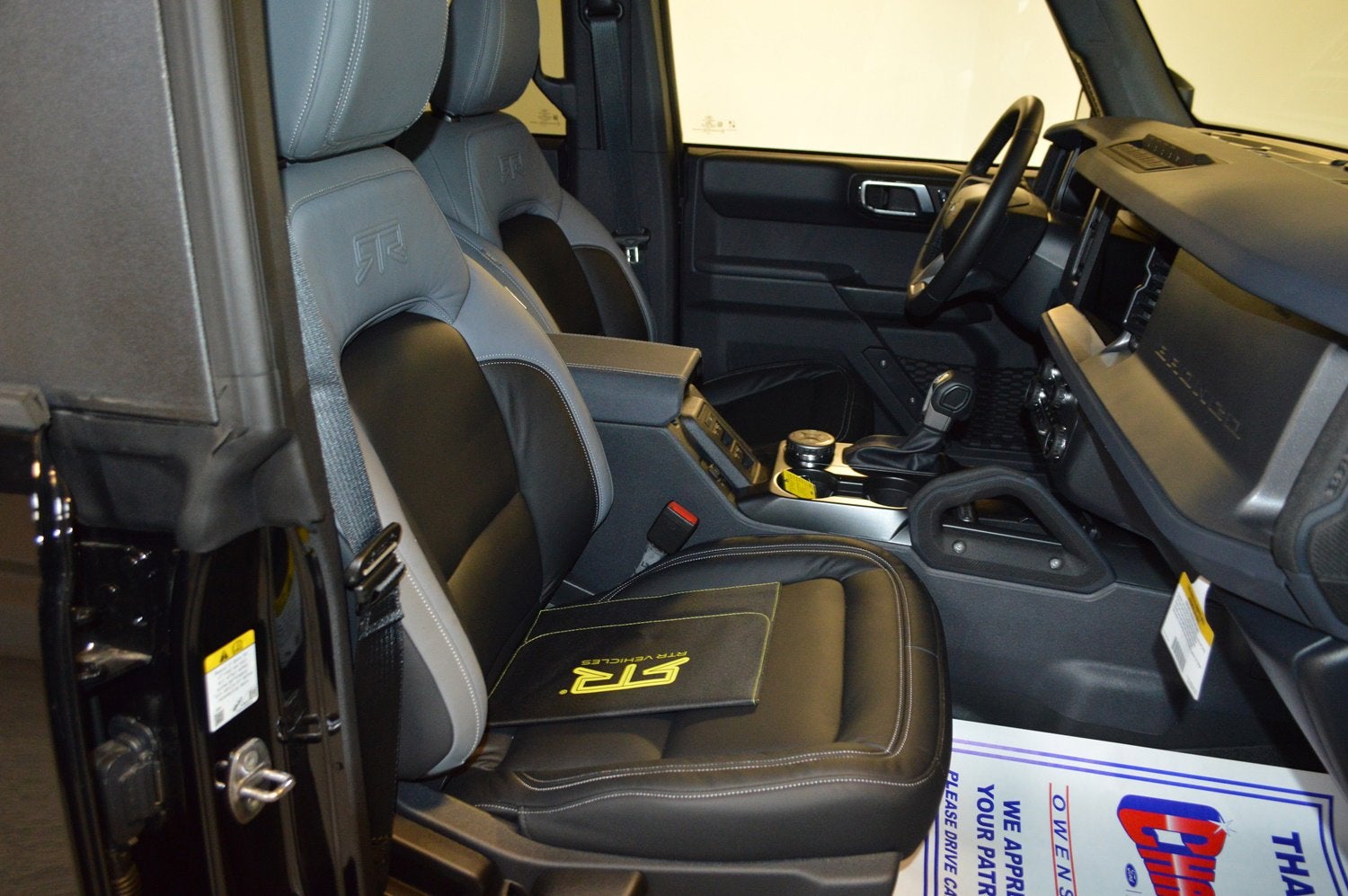 2025 Ford Bronco RTR Badlands