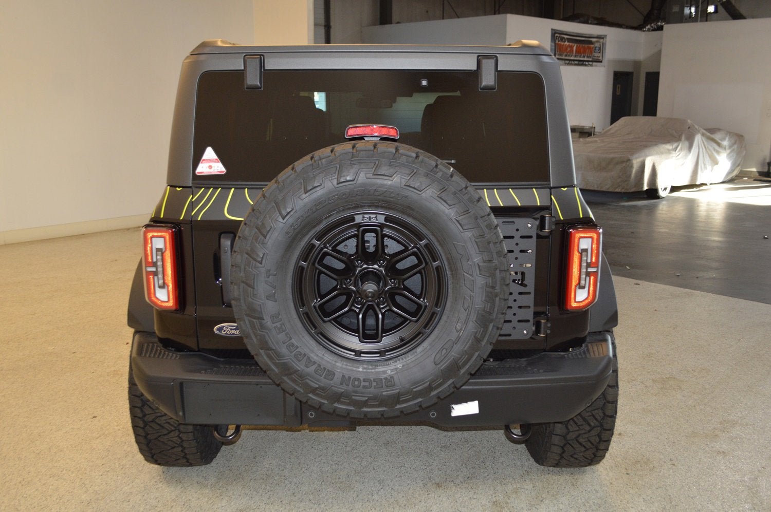 2025 Ford Bronco RTR Badlands