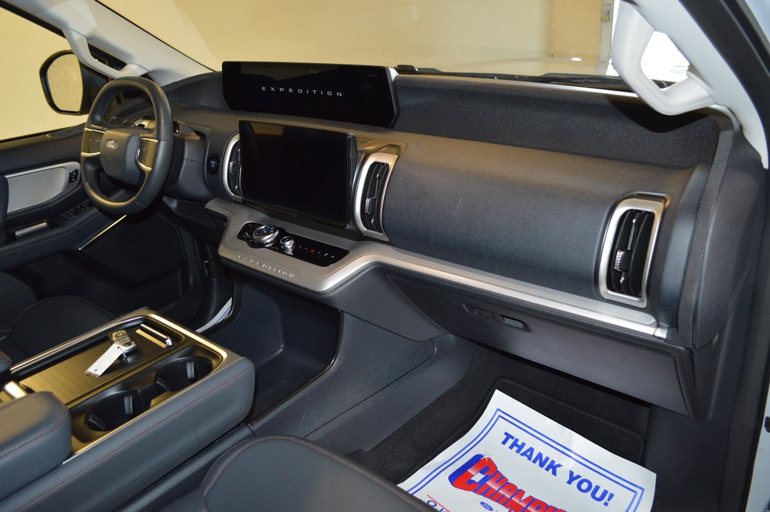 2025 Ford Expedition Active