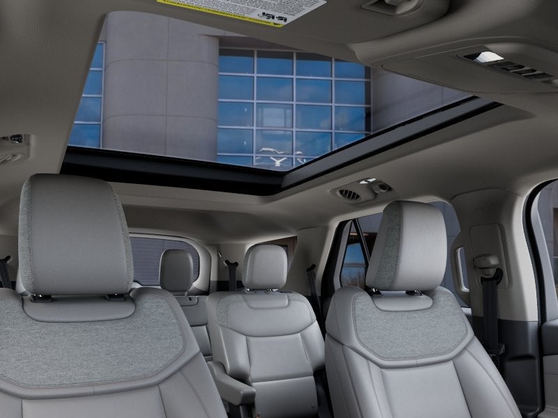2027 Ford Explorer Active w/200A Pkg