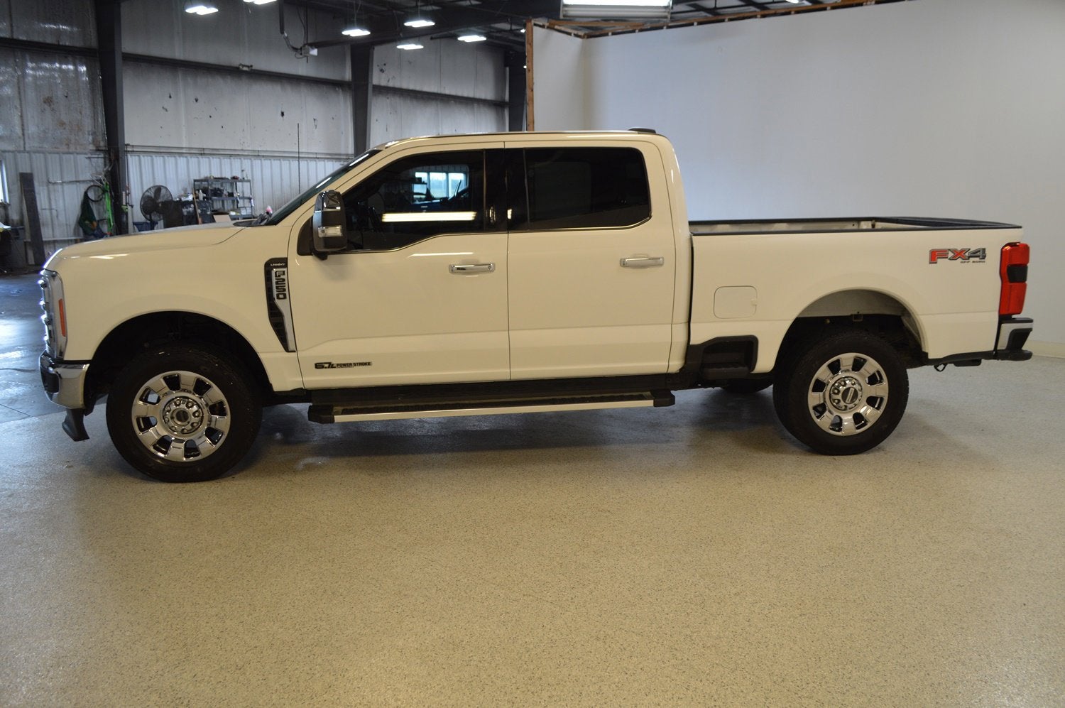 2023 Ford Super Duty F-250 SRW LARIAT
