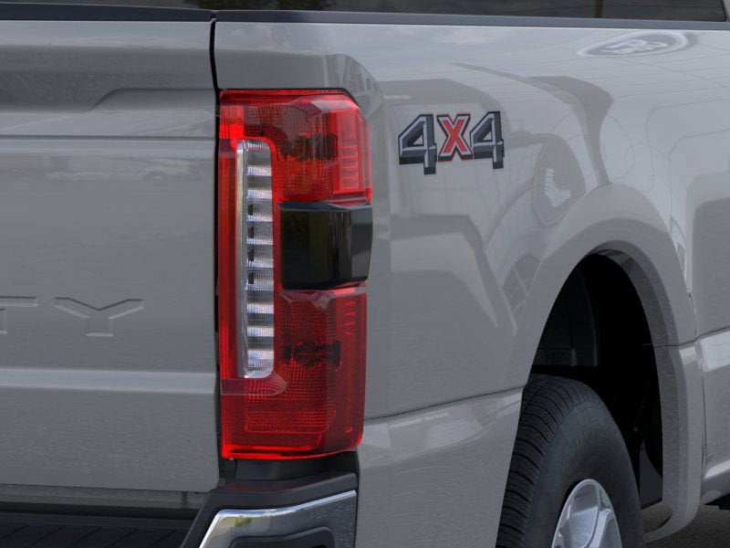 2026 Ford Super Duty F-350 SRW XLT