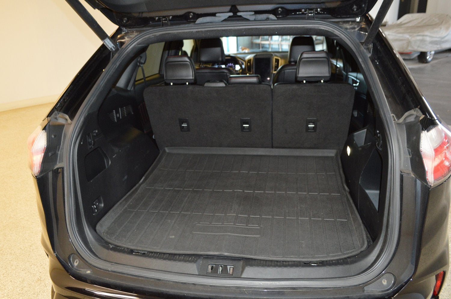 2021 Ford Edge ST Line