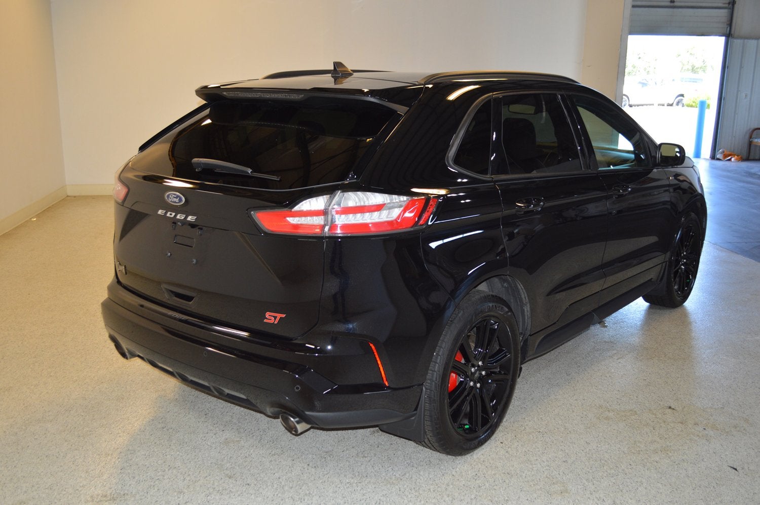 2021 Ford Edge ST Line