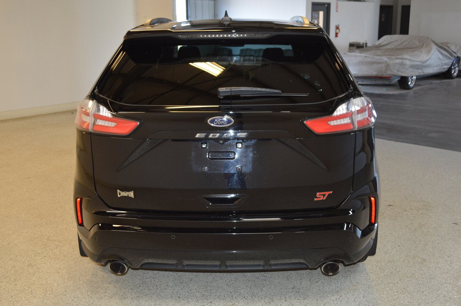 2021 Ford Edge ST Line