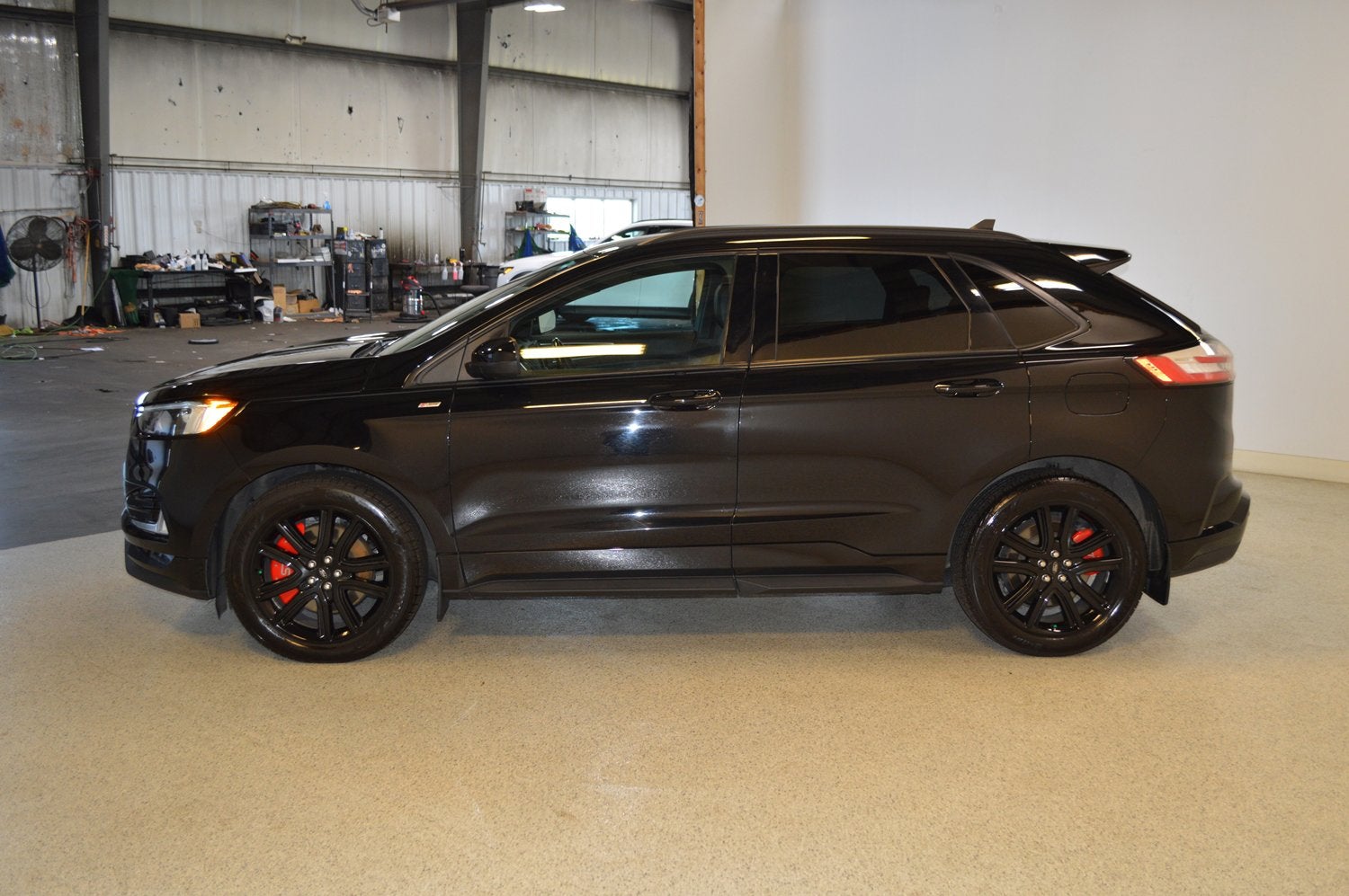 2021 Ford Edge ST Line