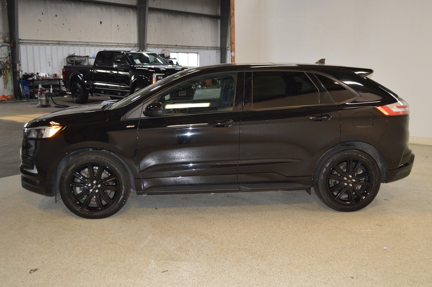 2024 Ford Edge ST Line