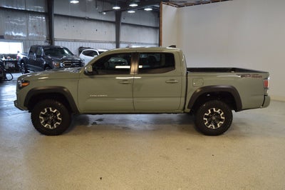 2022 Toyota Tacoma 2WD Base