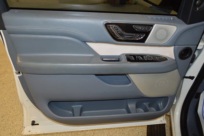 2022 Lincoln Navigator Black Label