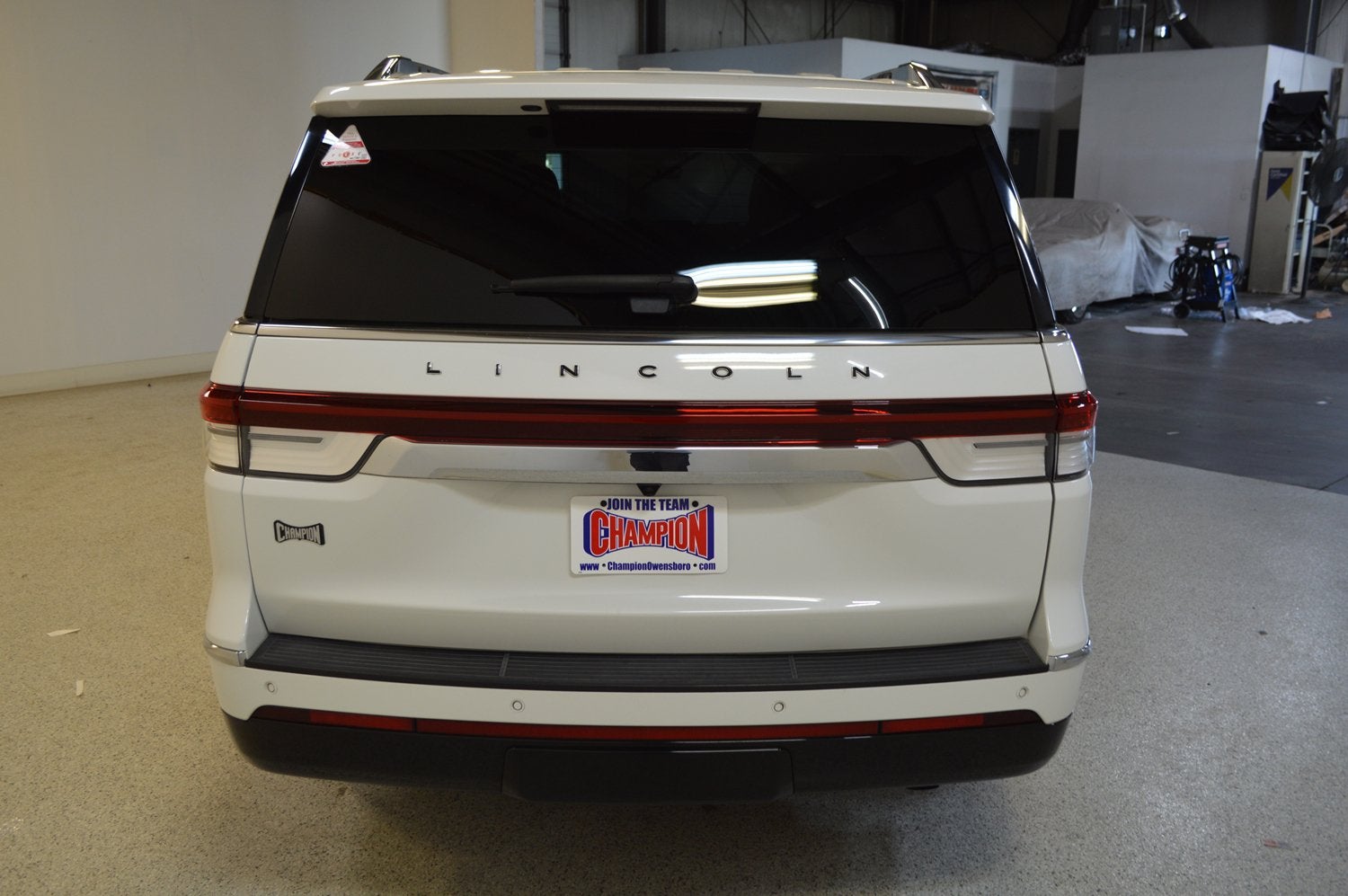 2022 Lincoln Navigator Black Label