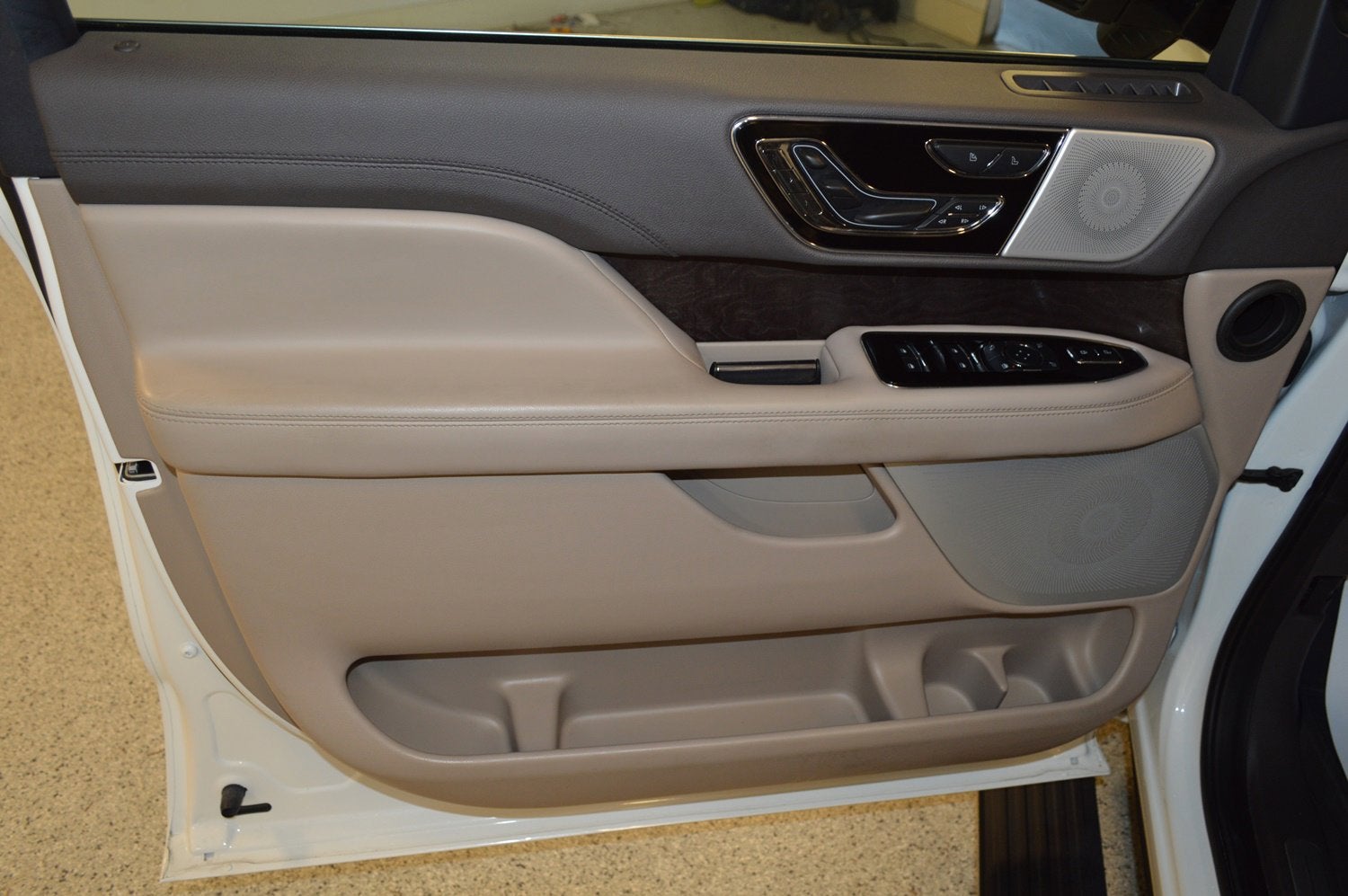 2023 Lincoln Navigator L Reserve