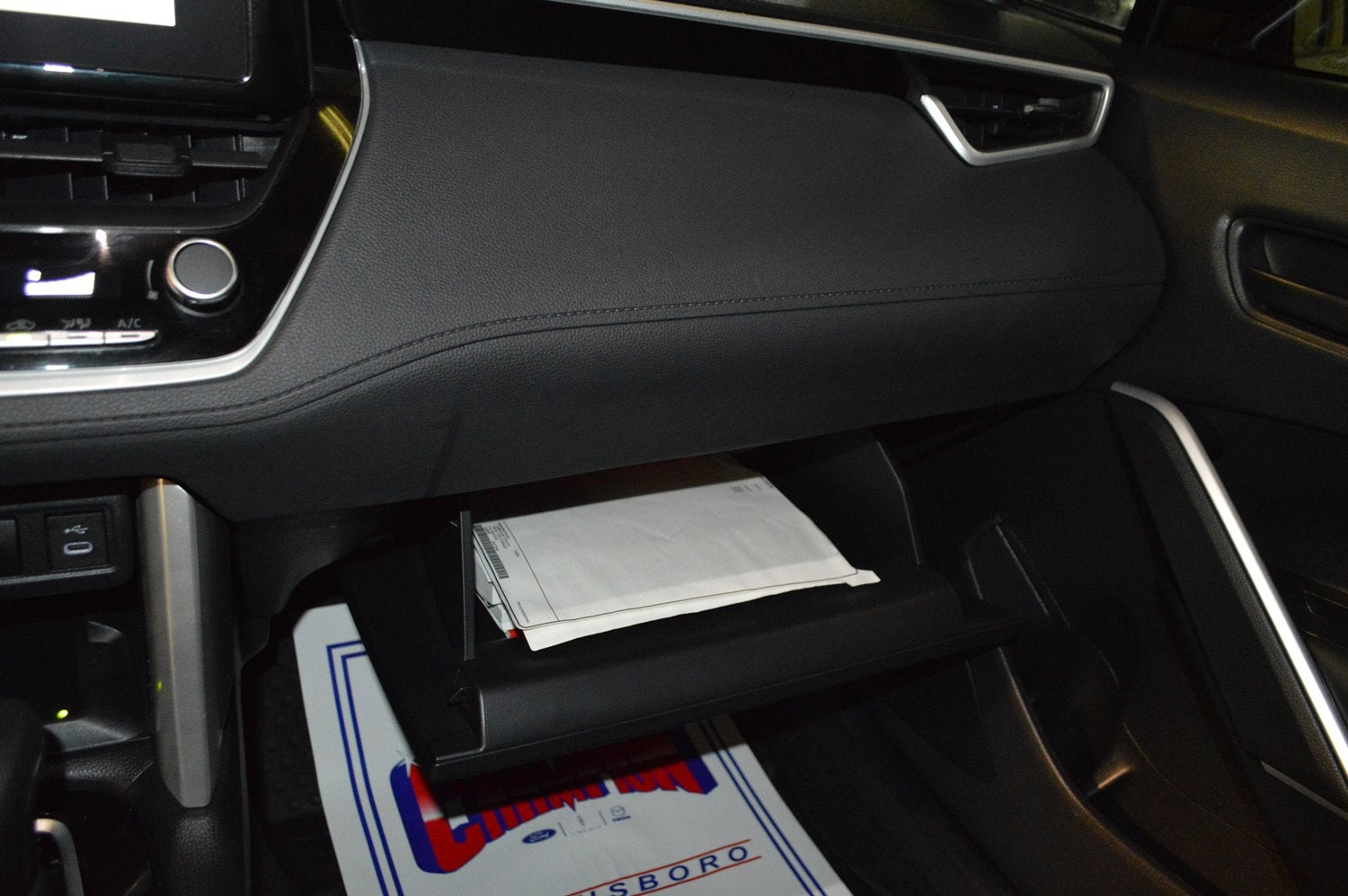 2024 Toyota Corolla Cross Hybrid SE