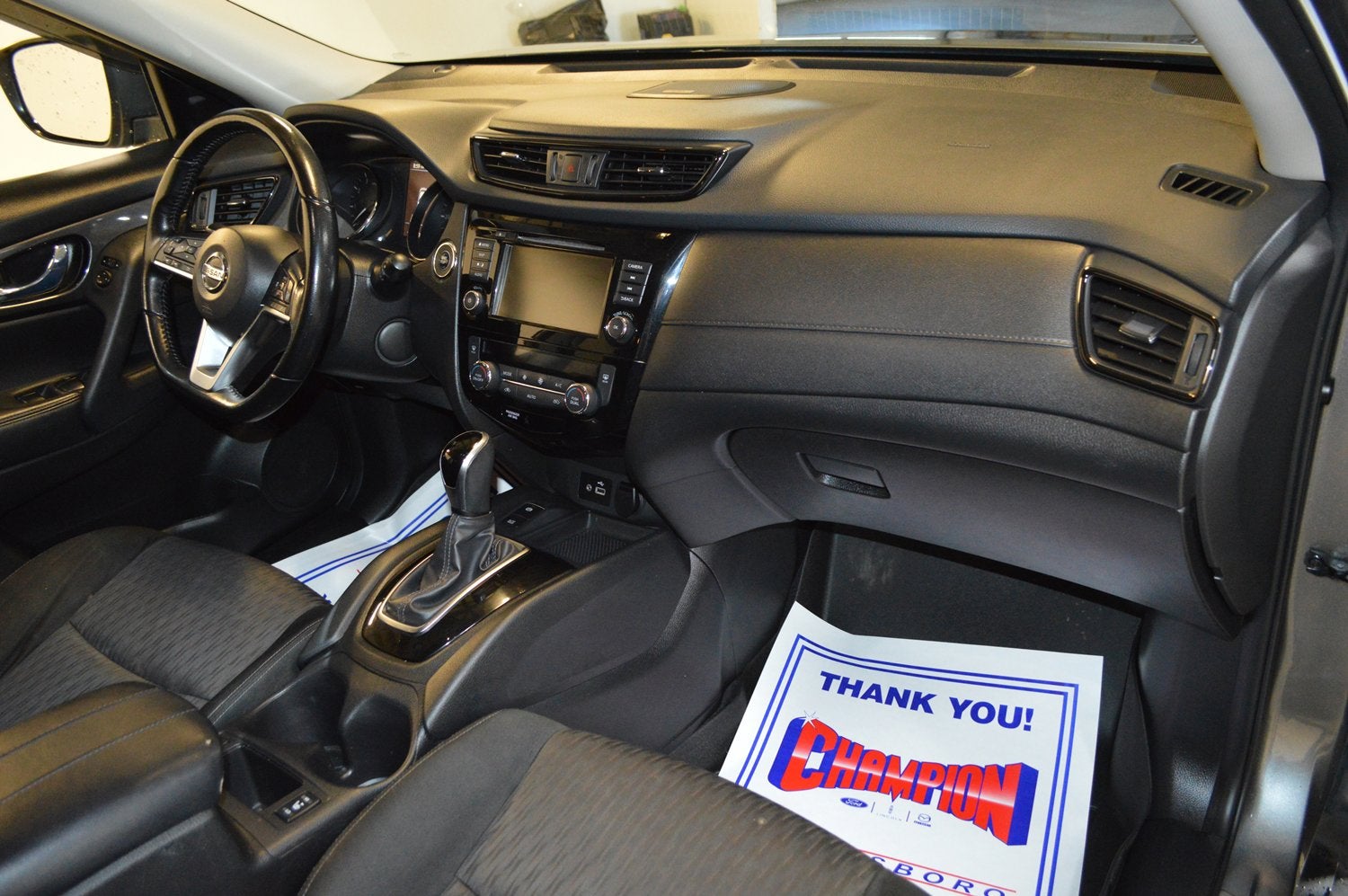 2020 Nissan Rogue SV