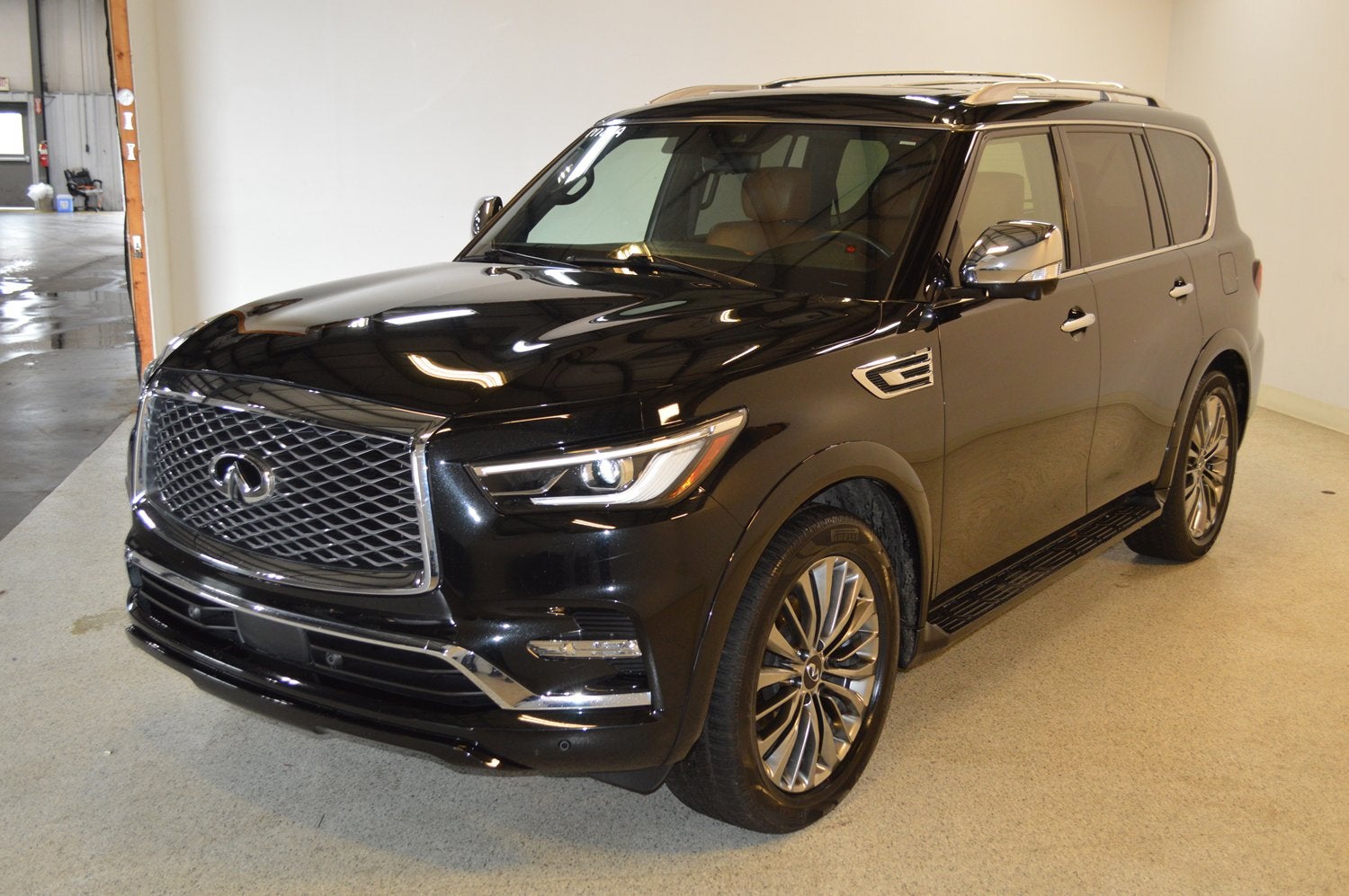 2021 INFINITI QX80 SENSORY