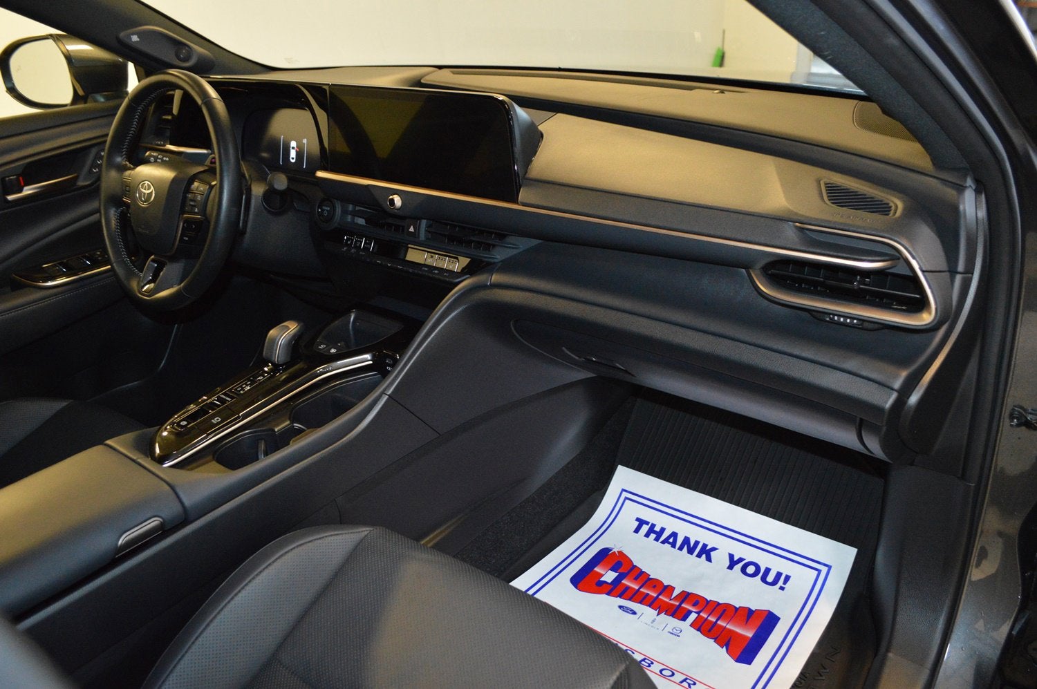 2024 Toyota Crown Platinum