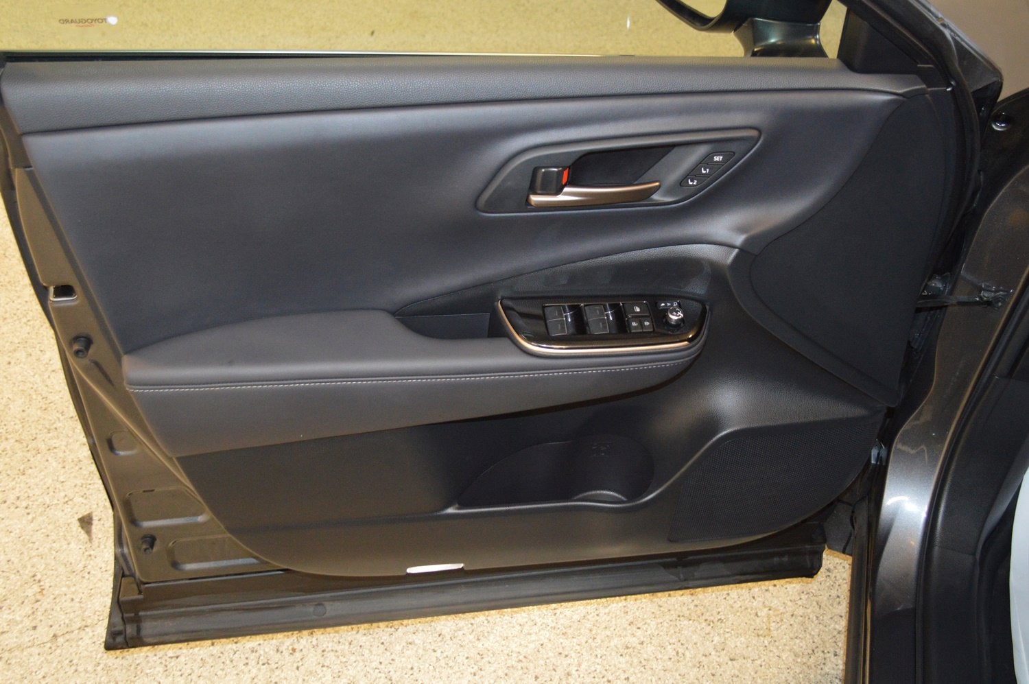 2024 Toyota Crown Platinum