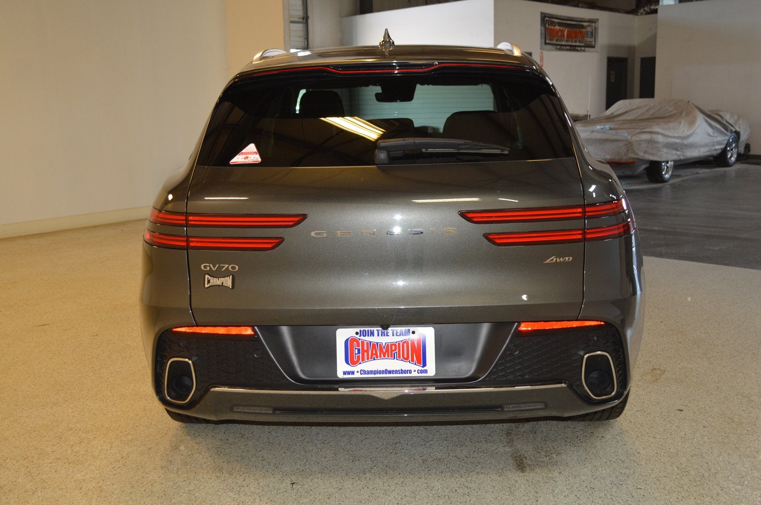 2025 Genesis GV70 2.5T