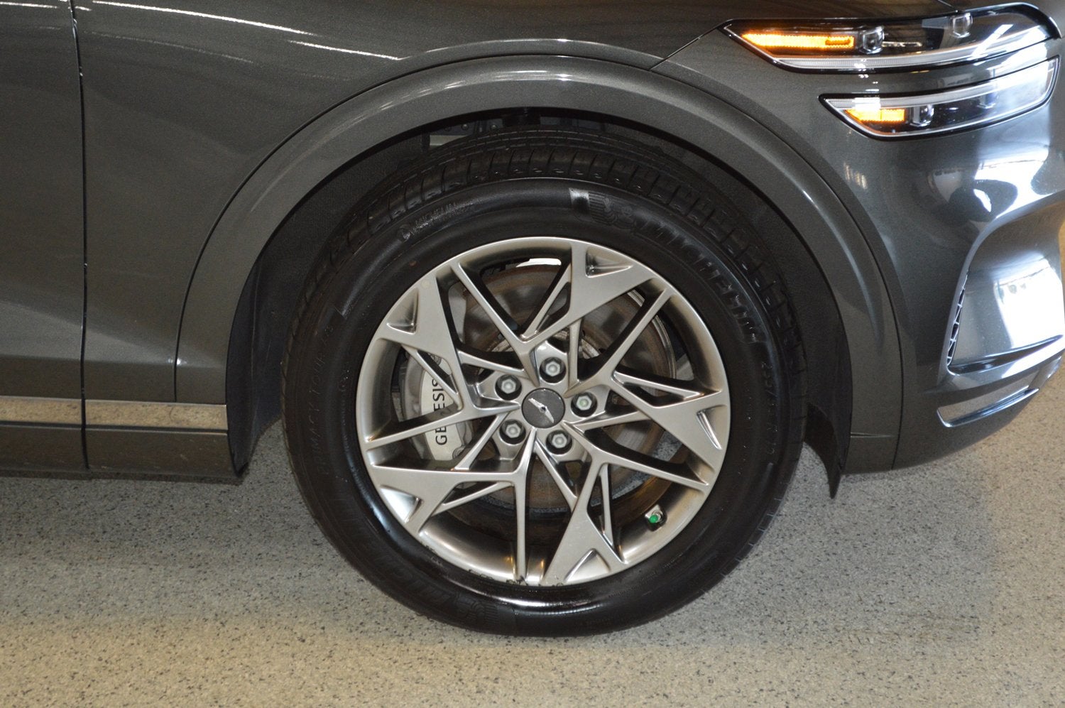 2025 Genesis GV70 2.5T